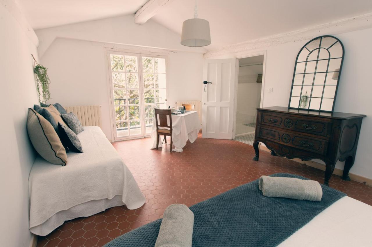 Chateau Saint-Esprit Bed & Breakfast Драгинян Екстериор снимка